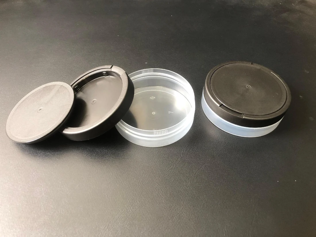 Source photograph: Double Small Opening Can CQ-SKSQ-SHXTM